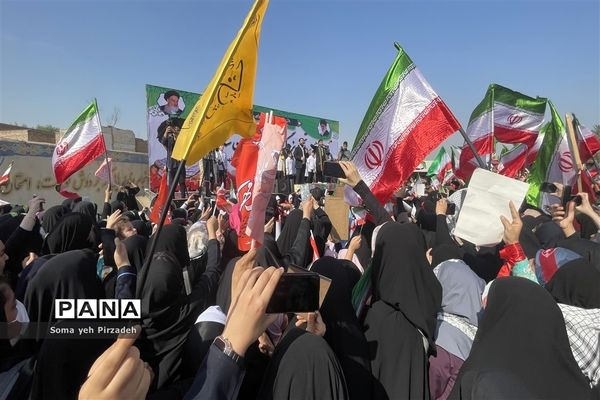 تجمع نوجوانان تمدن‌ساز اهوازی در ٨ آبان سالروز شهادت حسین فهمیده