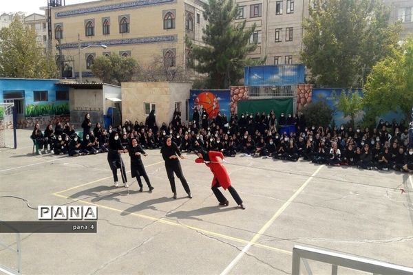 افتتاحیه چهلمین دوره مسابقات ورزشی درون مدرسه‌ای در مدارس منطقه 4 شهر تهران