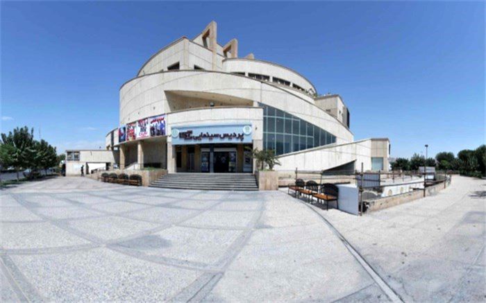 یکشنبه‌های دو سینمای شهرداری در جنوب شهر تهران نیم‌بها می‌شود