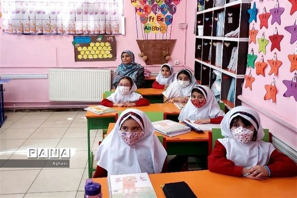 جلسه آشنایی با پدافند غیر‌عامل در دبستان امامت منطقه ۱۳