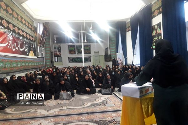 اولین مجمع عمومی انجمن اولیا و مربیان در مدرسه شهید‌نجفی فدافن در کاشمر