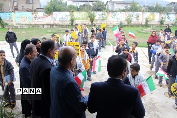 مراسم روز دانش‌آموز در شهرستان گلوگاه