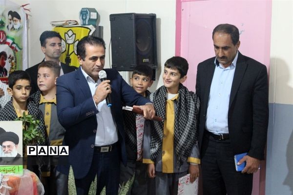 مراسم روز دانش‌آموز در شهرستان گلوگاه