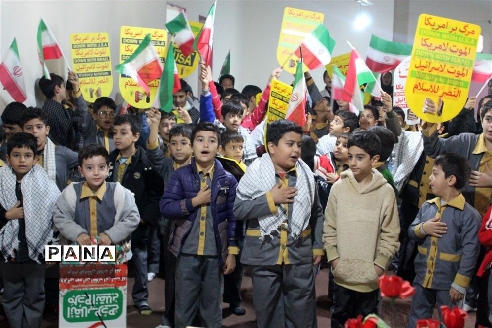 مراسم روز دانش‌آموز در شهرستان گلوگاه