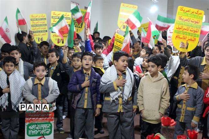 مراسم روز دانشآموز در شهرستان گلوگاه