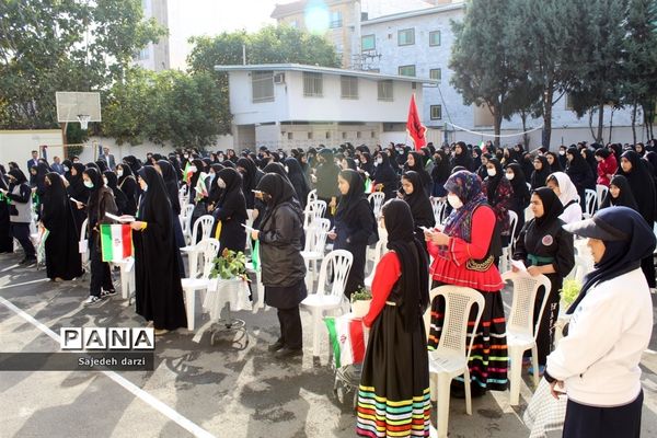 نواختن زنگ استکبار‌ستیزی در شهرستان بابل