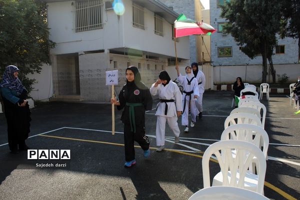 نواختن زنگ استکبار‌ستیزی در شهرستان بابل