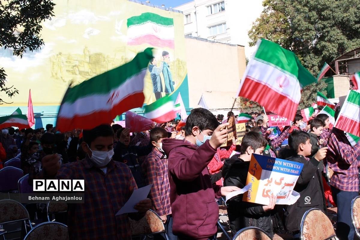 اعلام آمادگی دانش آموزان شیرازی برای حضور در راهپیمایی 13 آبان‌