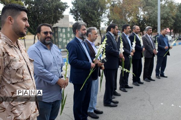 برگزاری مراسم غبارروبی مزار شهدا به مناسبت گرامیداشت یوم الله 13 آبان در البرز