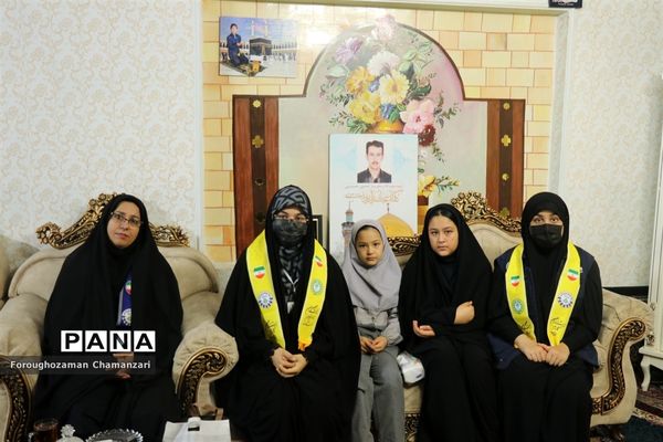 دیدار با خانواده گرانقدر شهید مدافع حرم مقارن با هفته بسیج