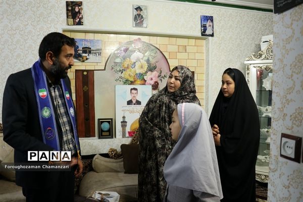 دیدار با خانواده گرانقدر شهید مدافع حرم مقارن با هفته بسیج