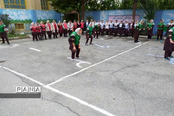 المپیاد ورزشی درون مدرسه‌ای در مدارس عطیه 2 و سیزده آبان ملارد