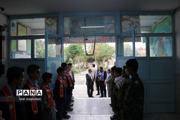 زنگ استکبار ستیزی و صبحگاه مشترک تشکل‌های دانش‌آموزی مشهد