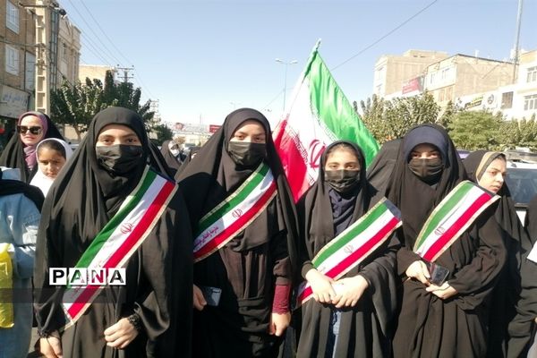 راهپیمایی روز 13 آبان در صفادشت