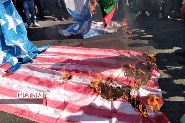 برگزاری راهپیمایی ۱۳ آبان در شهرستان قرچک