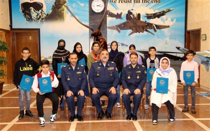دیدار امیر سرتیپ ‌واحدی با دانش‌آموزان فرزند شهید نیروی هوایی ارتش