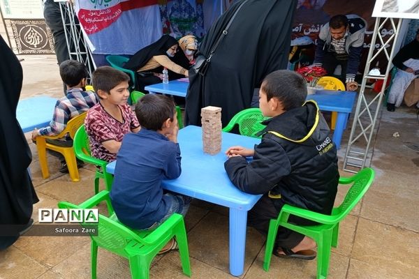 حضور دانش‌آموزان در حماسه باشکوه یوم الله ۱۳ آبان