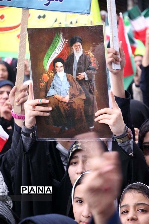 راهپیمایی باشکوه ۱۳ آبان در تربت‌جام