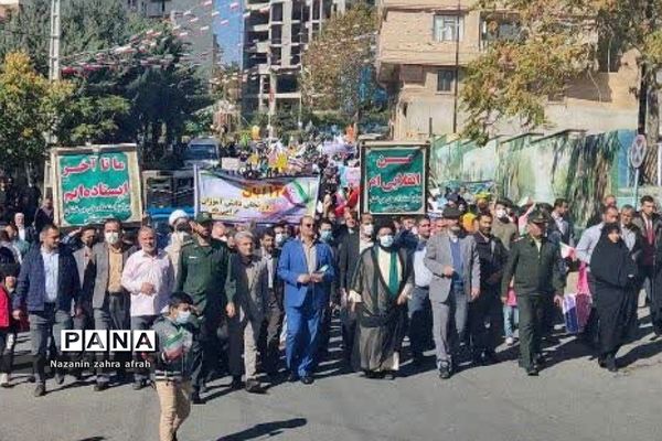 راهپیمایی ۱۳ آبان، با شعار «حماسه ایستادگی، مقاومت و استکبارستیزی» در رودهن