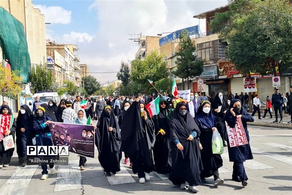 راهپیمایی ۱۳ آبان در شیراز