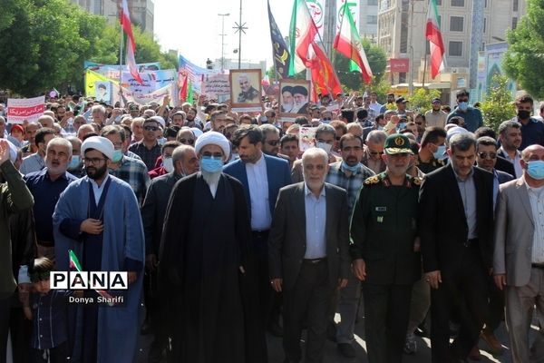 راهپیمایی یوم الله 13 آبان در بوشهر
