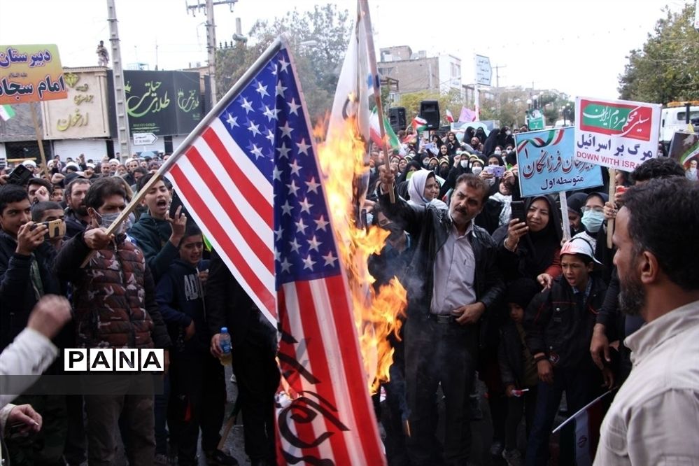 راهپیمایی ۱۳ آبان در شهر حسامی شهرستان سرچهان
