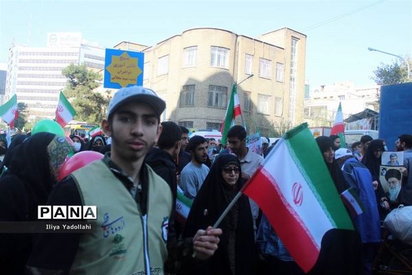 اجتماع بزرگ و سراسری ۱۳ آبان در خیابان طالقانی