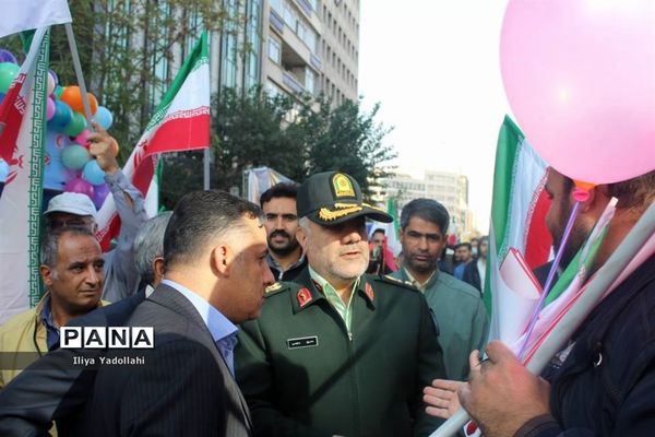 اجتماع بزرگ و سراسری ۱۳ آبان در خیابان طالقانی