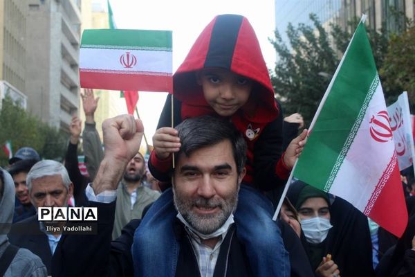 اجتماع بزرگ و سراسری ۱۳ آبان در خیابان طالقانی