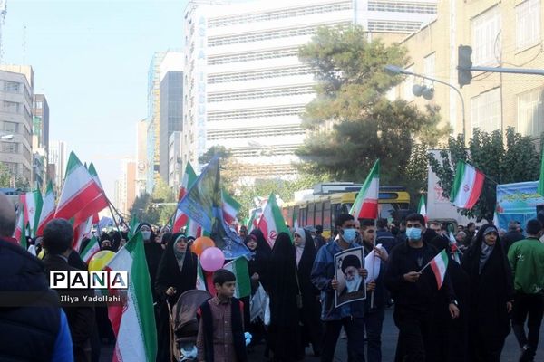 اجتماع بزرگ و سراسری ۱۳ آبان در خیابان طالقانی