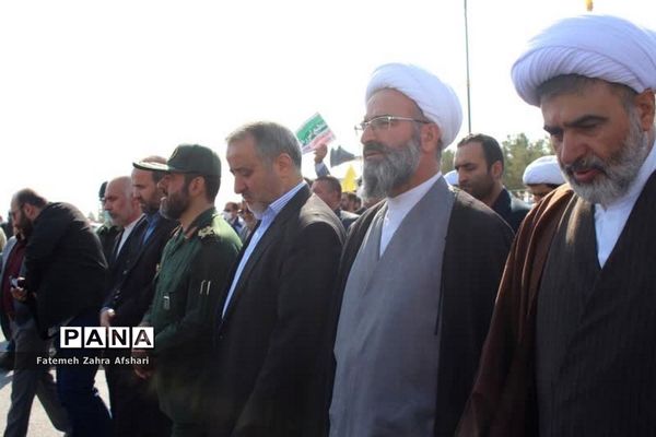 راهپیمایی یوم‌الله ۱۳ آبان در سمنان