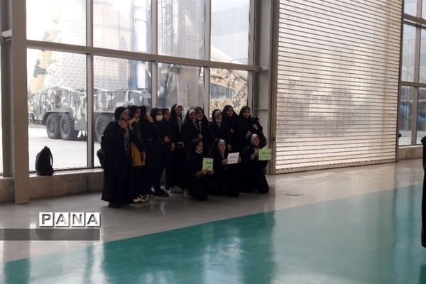 حضور دانش‌آموزان شهرستان قرچک در نمایشگاه هوا و فضا