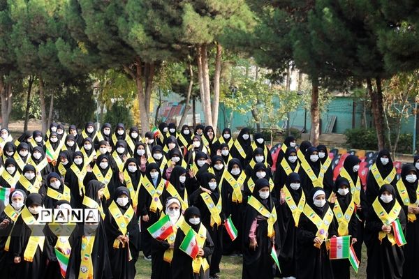 اجتماع عظیم دختران انقلابی سازمان دانش‌آموزی خراسان رضوی