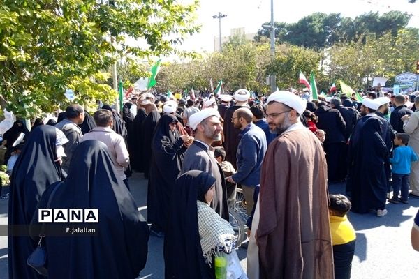 راهپیمایی روز ملی مبارزه با استکبار جهانی در قم - 6