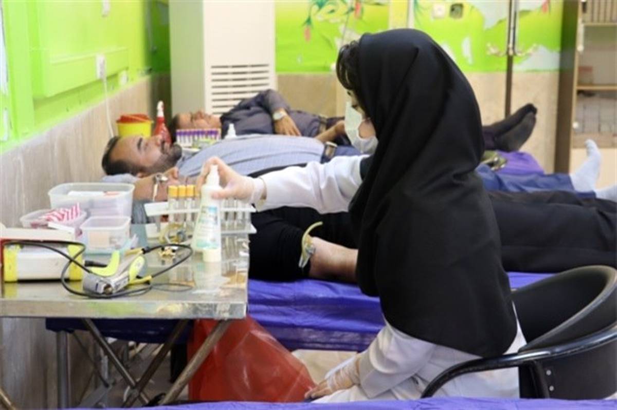 فرهنگیان البرز مشارکت در اهدای خون را در مدارس ترویج کنند