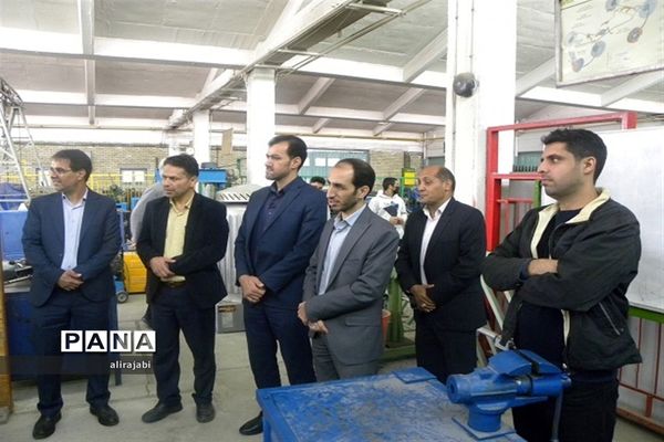 بازدید معاون آموزش متوسطه وزارت آموزش و پرورش از منطقه کهریزک