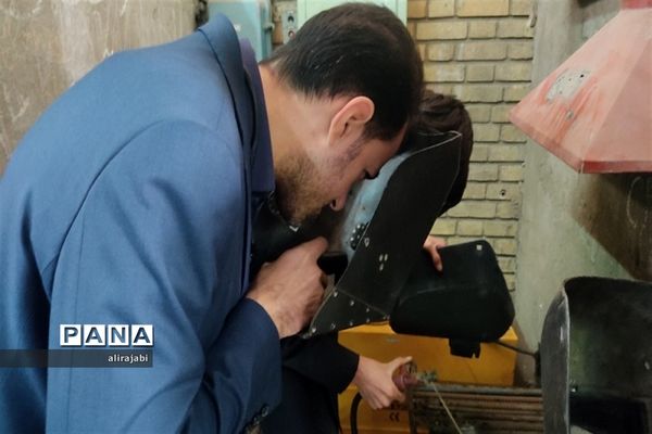 بازدید معاون آموزش متوسطه وزارت آموزش و پرورش از منطقه کهریزک