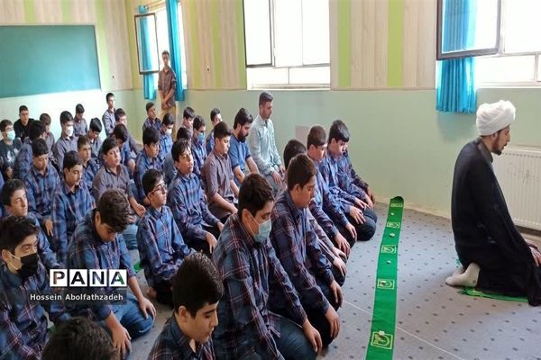 فعالیت‌های پرورشی و تربیتی دبیرستان سپاس اسلامشهر
