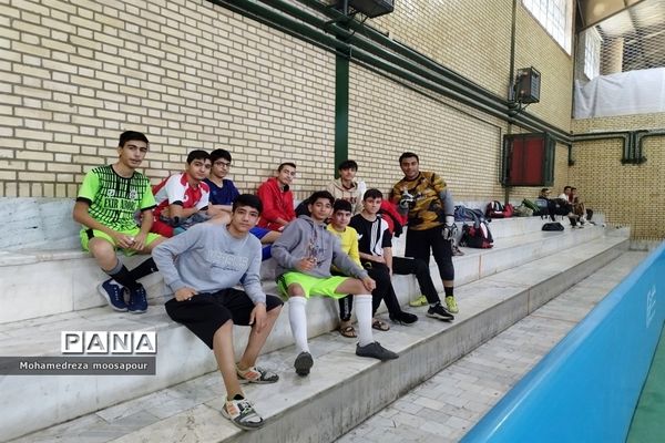 برگزاری مسابقات المپیاد ورزشی در دبیرستان عابدینی خرم