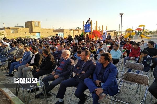 گردهمایی دانش‌آموزان، ایثارگران و خانواده ‌شهدا ‌جهادآباد شهرستان شاهین‌شهر