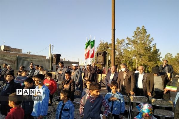 گردهمایی دانش‌آموزان، ایثارگران و خانواده ‌شهدا ‌جهادآباد شهرستان شاهین‌شهر