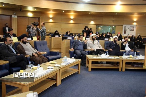 جلسه مجلس دانش‌آموزی قطب شهید هاشمی نژاد در صحن علنی شورای شهر مشهد