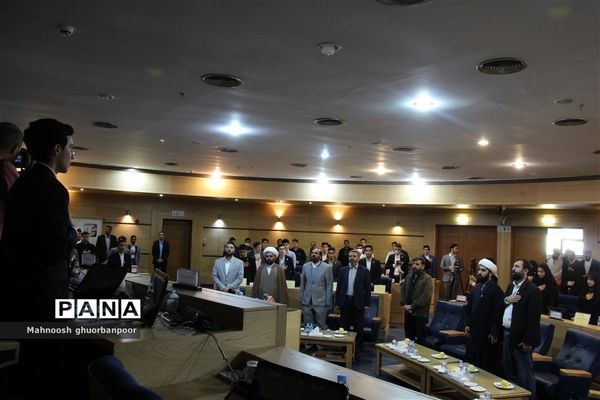 جلسه مجلس دانش‌آموزی قطب شهید هاشمی نژاد در صحن علنی شورای شهر مشهد