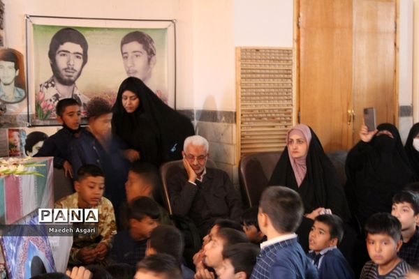 یادواره شهدا و تشییع شهید گمنام در مدرسه محمدی کاشانی قم
