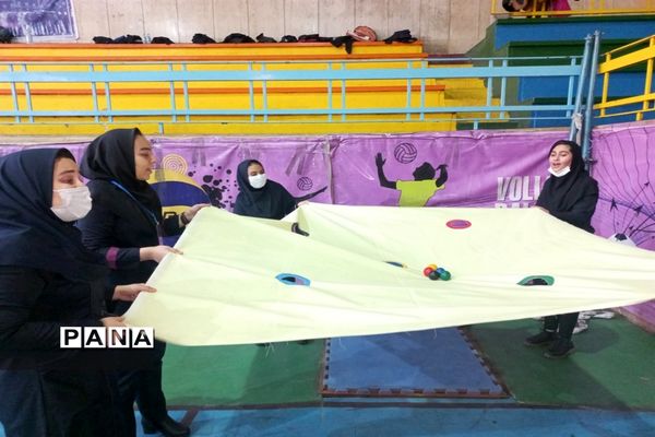 حضور منتخبان سازمان دانش‌آموزی قم در اردوی راهیان پیشرفت-2