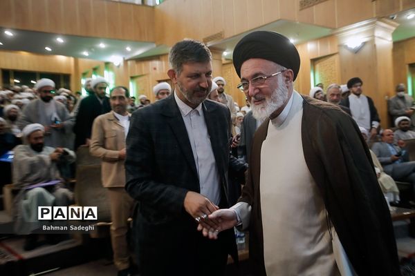 افتتاحیه دوره توانمندسازی ائمه جماعات روحانی مدارس