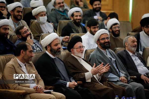 افتتاحیه دوره توانمندسازی ائمه جماعات روحانی مدارس