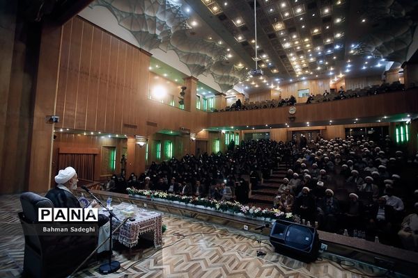 افتتاحیه دوره توانمندسازی ائمه جماعات روحانی مدارس