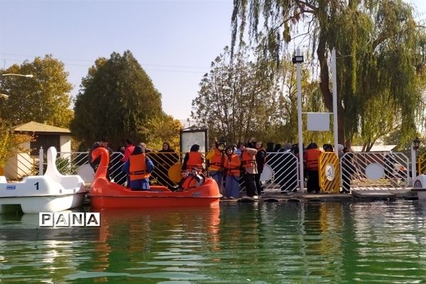 اردوی‌ دانش‌آموزان دبیرستان قلم چی ناحیه سه کرج