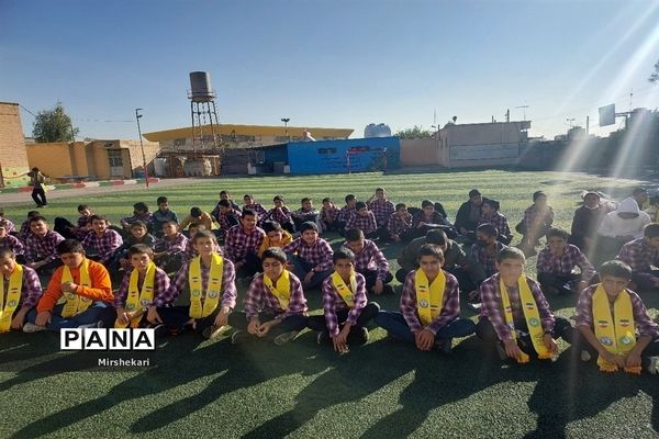 گردهمایی بزرگ دانش‌آموزی ایل من در شیراز